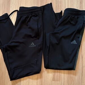 2️⃣ Adidas Pants